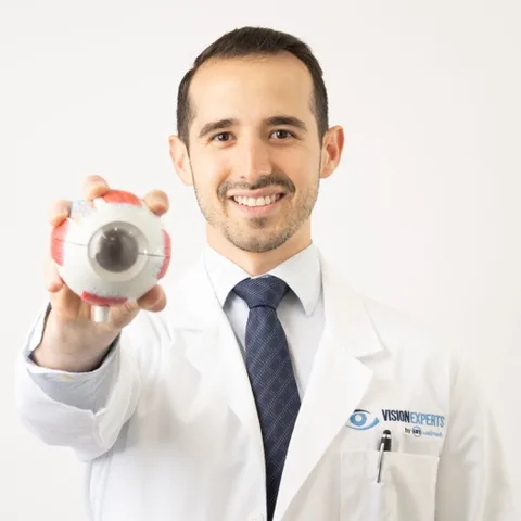Foto de Dr. Amín Vela Martínez