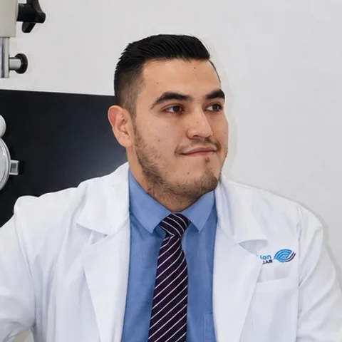 Foto de Dr. Roberto López Gutiérrez