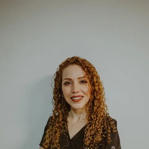 Foto de Dra. Karina Martinez