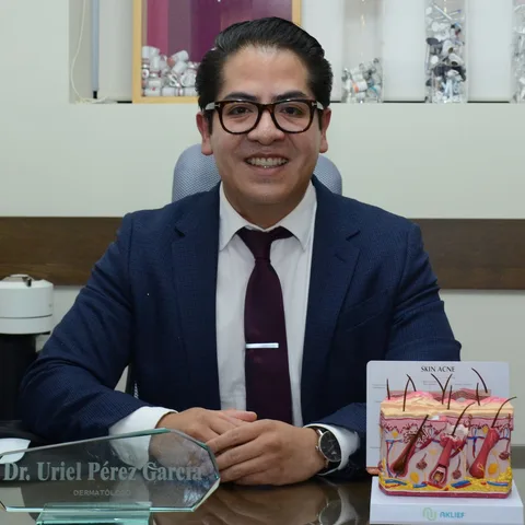 Foto de Dr. Uriel Pérez García